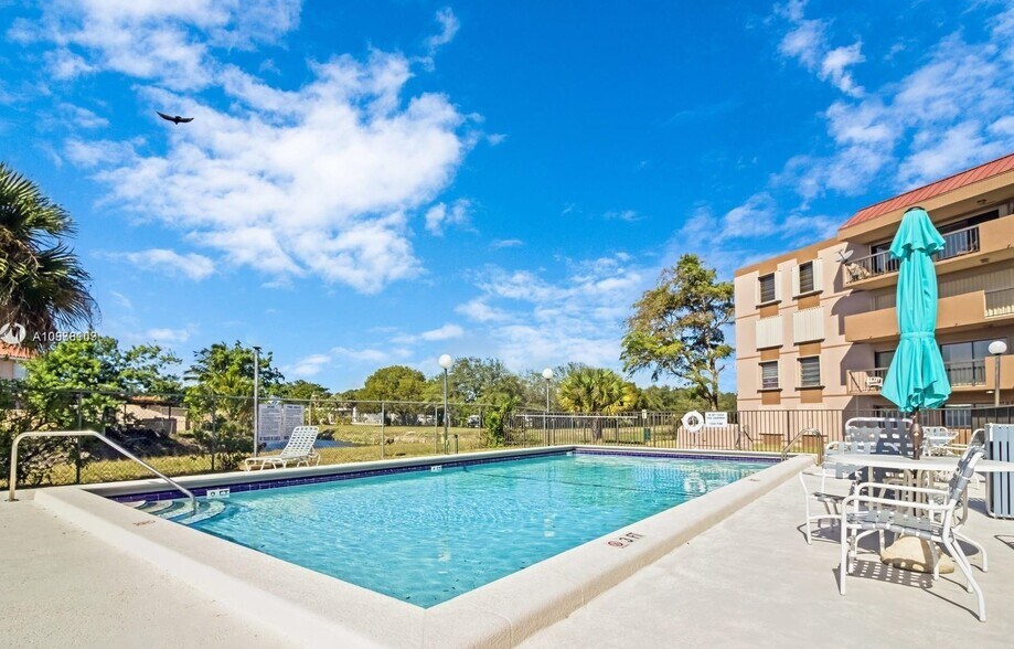 Pook - 5900 SW 127th Ave