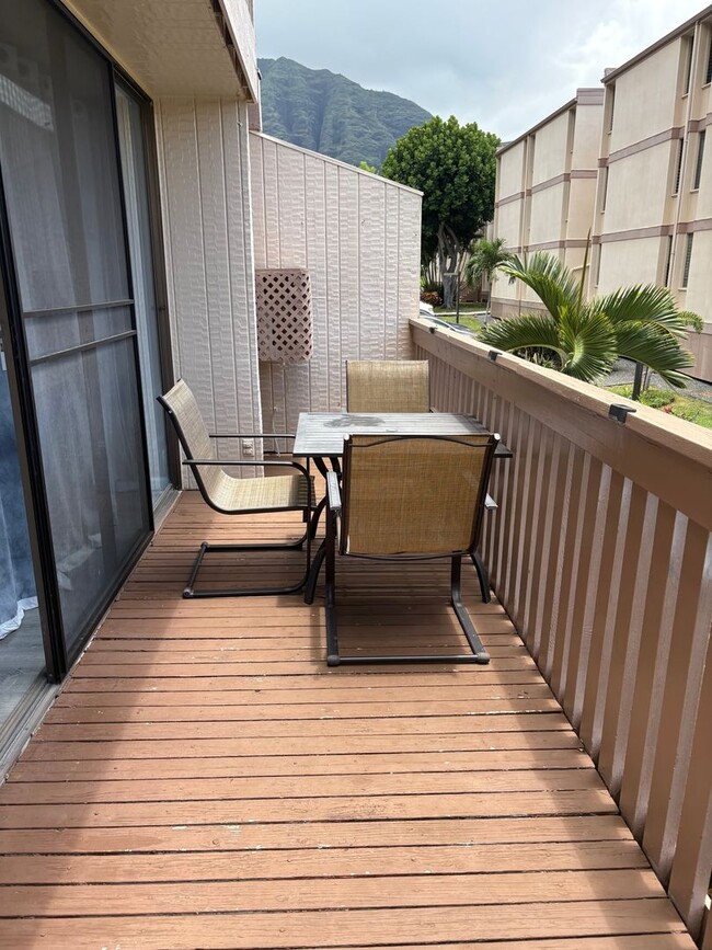 Building Photo - Charming 2 bedroom, 1 bathroom with 1 assi...