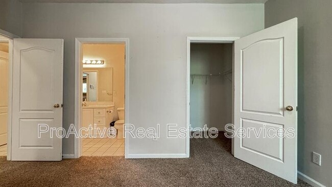 Building Photo - 1034 Grand Oak Ln