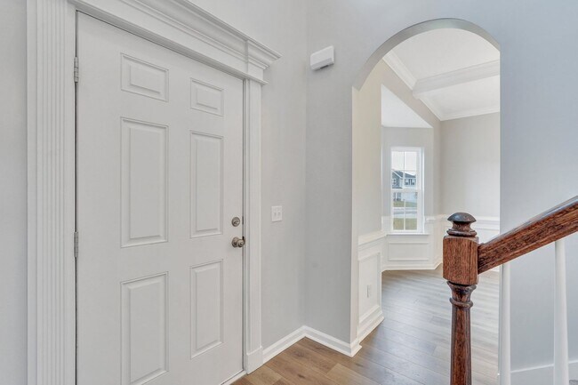 Building Photo - COMING EARLY JUNE 2026! (Pet Friendly)