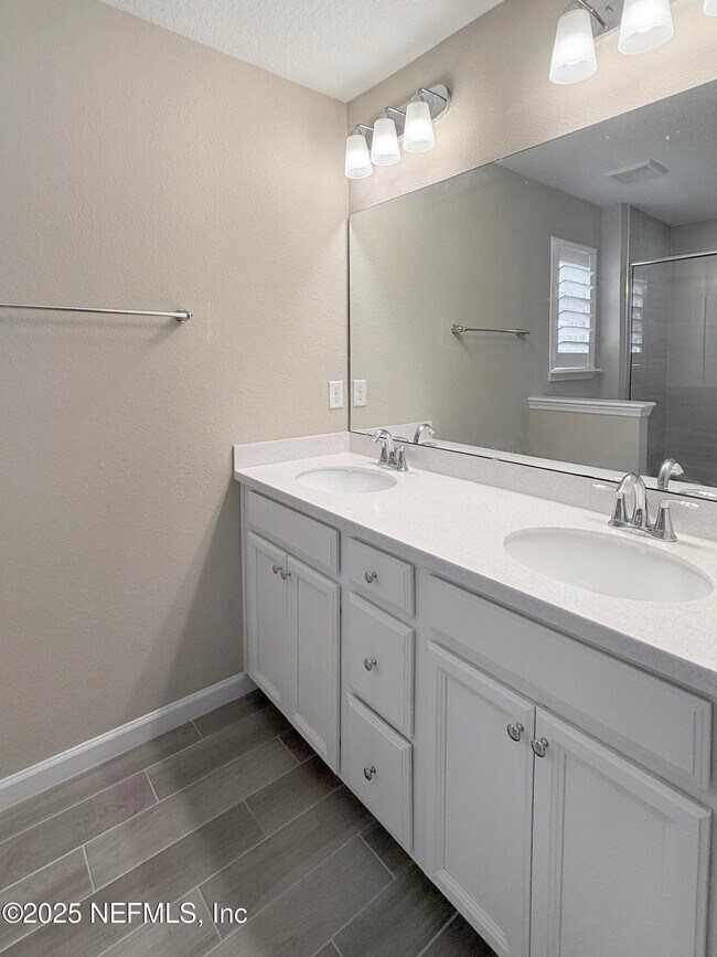 Building Photo - 2561 High Marsh Ct