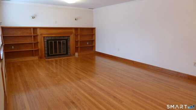 Building Photo - 223 Eno Ave