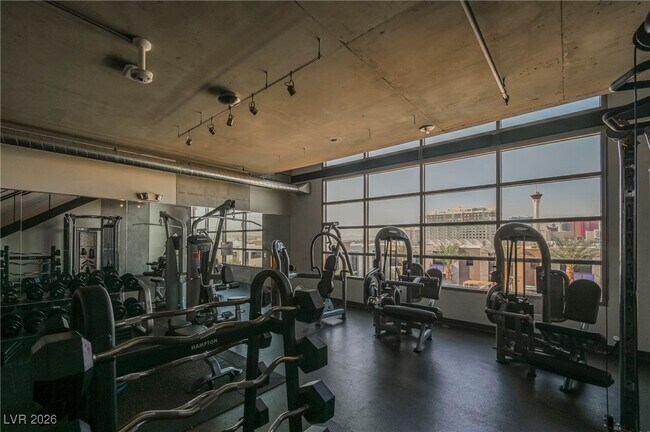 Building Photo - 353 E Bonneville Ave