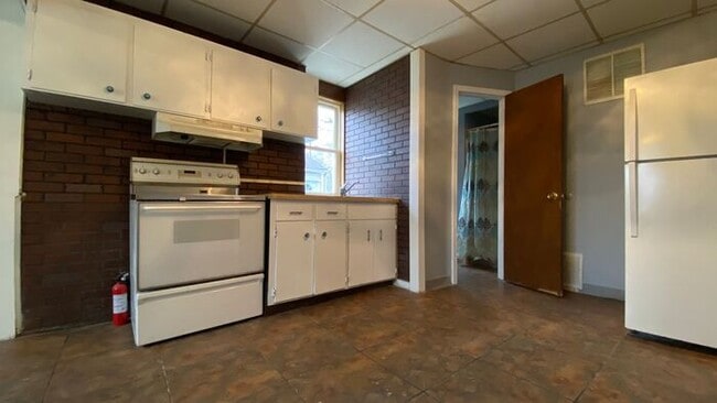 Building Photo - 1bedroom unit in Berrien Springs