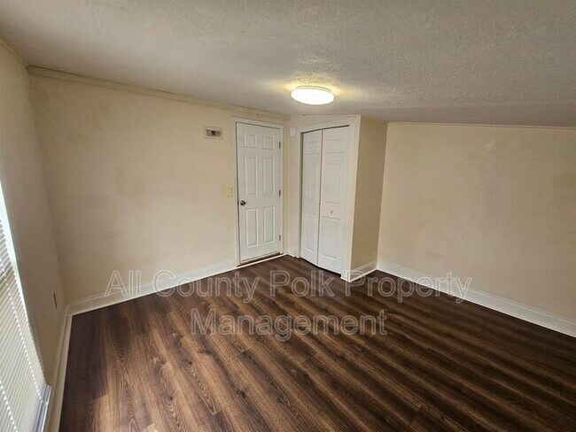 Building Photo - 1734 35th St NW