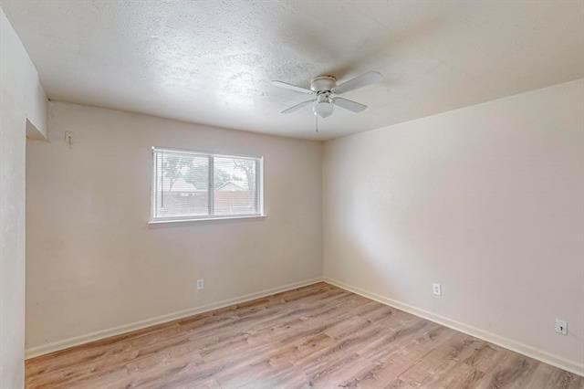 Building Photo - 1538 Oakbrook St