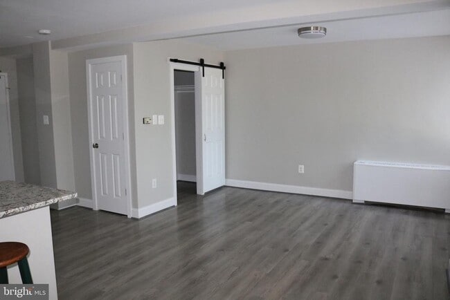 Building Photo - 6621 Wakefield Dr