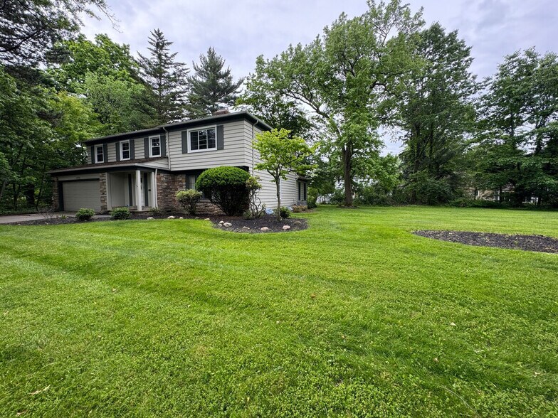 Building Photo - 15681 Wyatt Rd