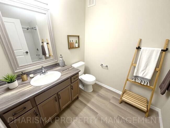 Building Photo - 9300 W 32nd St