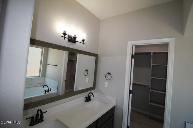 Building Photo - 509 Cedarwood Ave