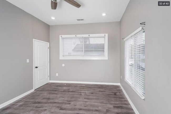 Building Photo - Updated & Renovated 3 Bedroom Cottage  LEASING SPECIAL – Move in by 9/1/2026 and October rent is ...