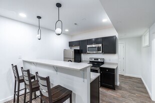 Building Photo - Temple Apartments