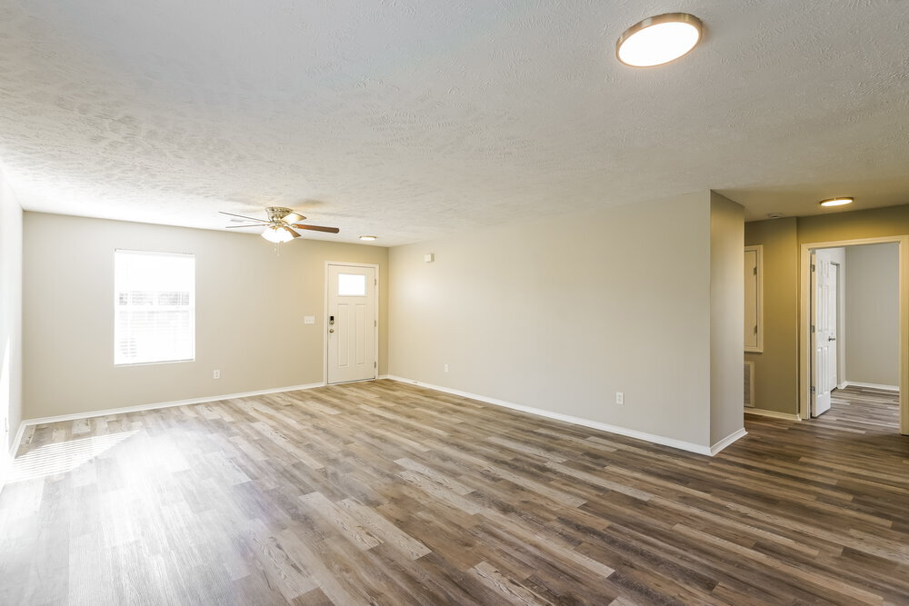 Building Photo - 2761 Sutherland Dr