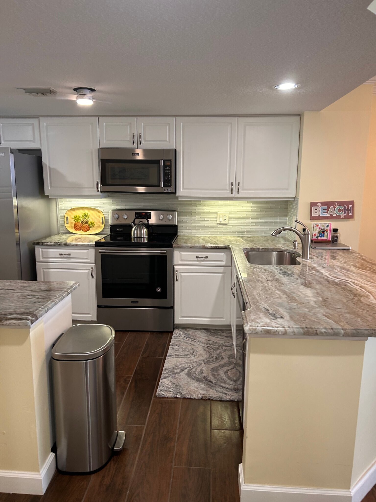 Building Photo - 5051 N Hwy A1A