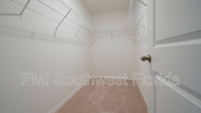 Building Photo - 5816 Ocean Isle Dr