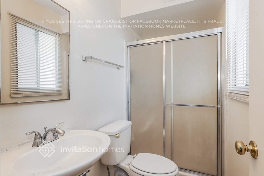 Building Photo - 3502 W Acoma Dr