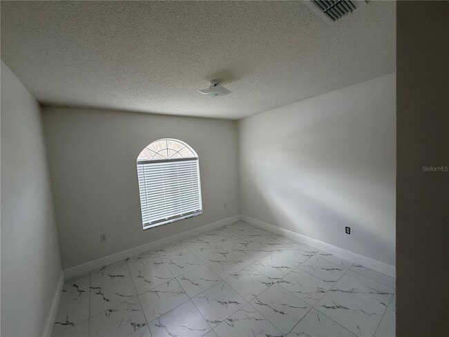 Building Photo - 145 Ocean Bluff Dr