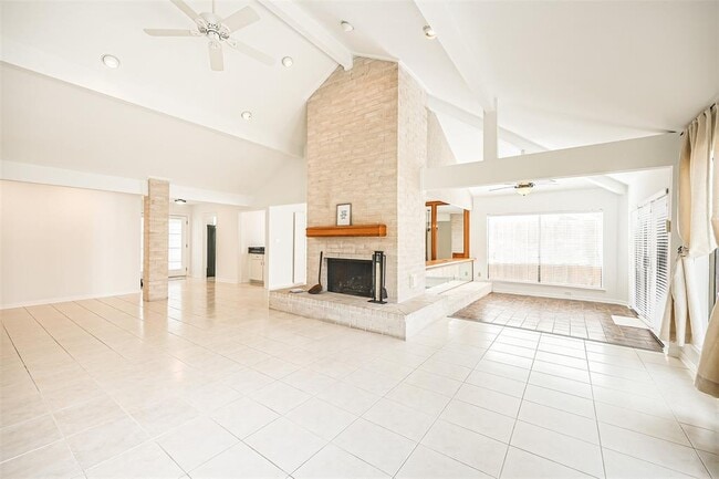 Building Photo - 1382 Beaujolais Ln