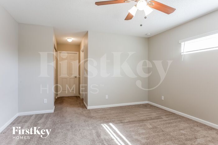 Building Photo - 3031 SW Segovia St