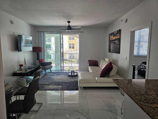 Primary Photo - 804 E Windward Way