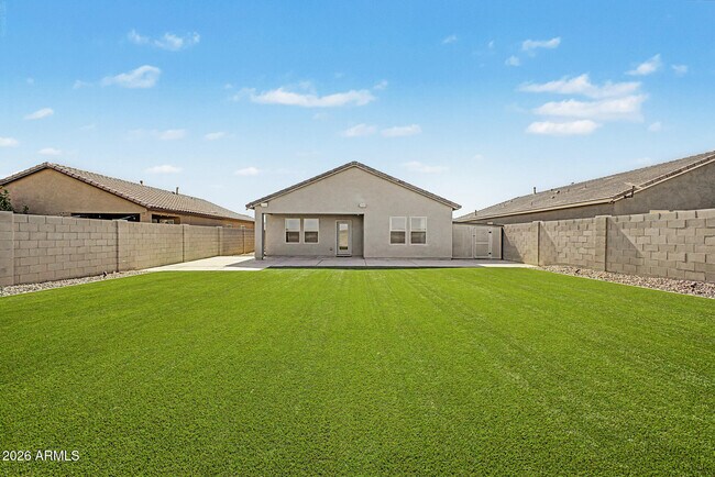 Building Photo - 4907 N 192nd Ln