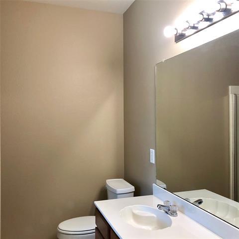 Building Photo - 524 Caravan Dr
