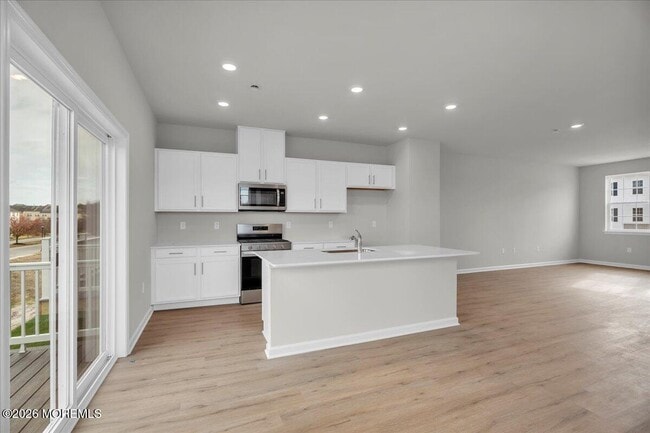 Building Photo - 216 Sandy Rdg Rd