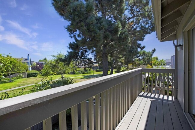 Building Photo - 976 Pizarro Ln