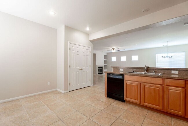 Building Photo - 4433 Weitzman Pl