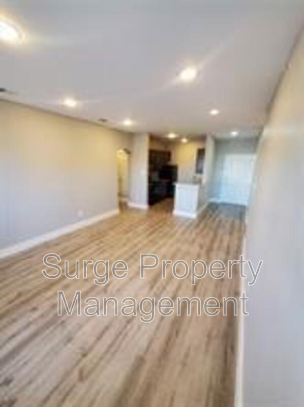 Building Photo - 13609 Pinnacle Cir W