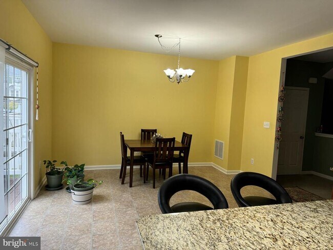 Building Photo - 406 Jacobsen Drive