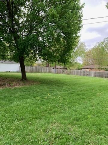 Building Photo - 8022 Rahke Rd