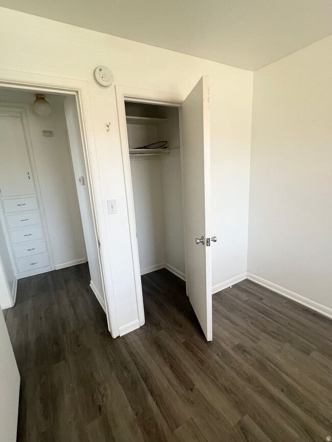 Building Photo - Cozy Condo Living in the Heart of Salt Lake City