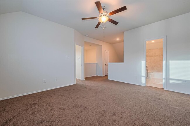 Building Photo - 25919 Aura Lake Ln