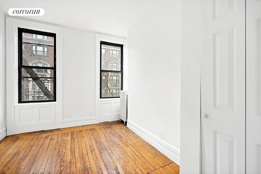 Building Photo - 505 W 122nd St