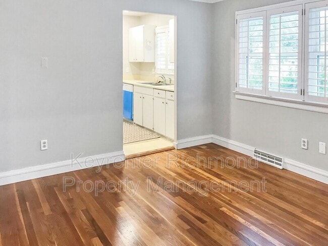 Building Photo - 9322 Huron Ave