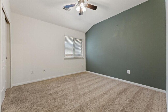 Building Photo - 5809 Scenic Lake Dr