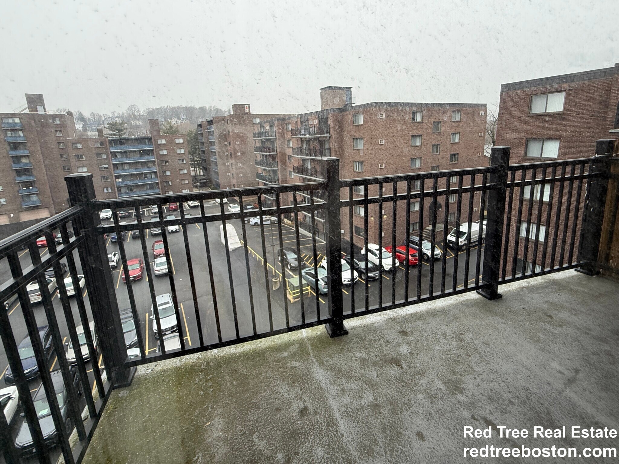 Building Photo - 245 Main St