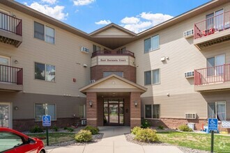 Building Photo - East Germain Court