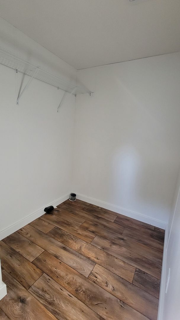 Building Photo - Ready to Move in