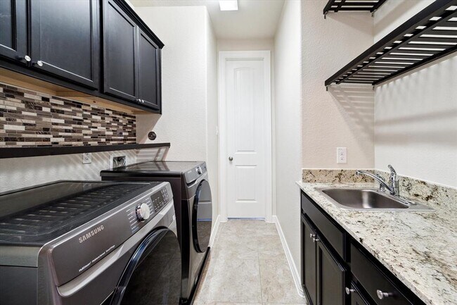 Building Photo - 13217 Exmoor Terrace Dr