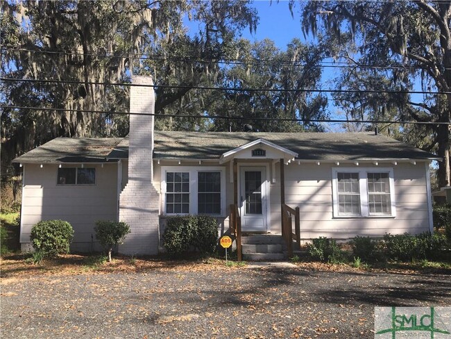 Primary Photo - 8510 Whitefield Ave