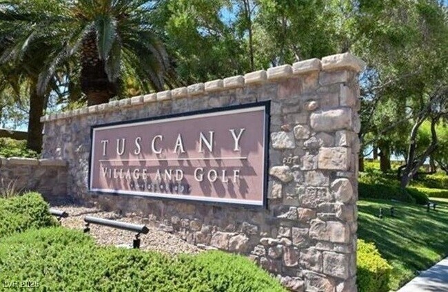 Building Photo - 1000 Via Stellato St