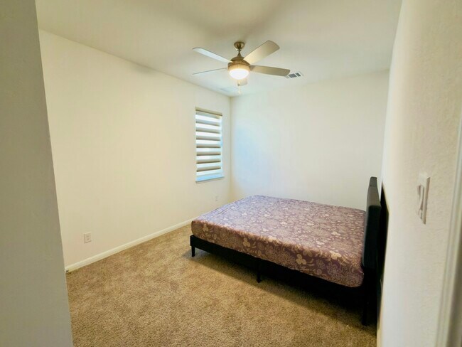 Building Photo - 113 Anejo Blf Ct