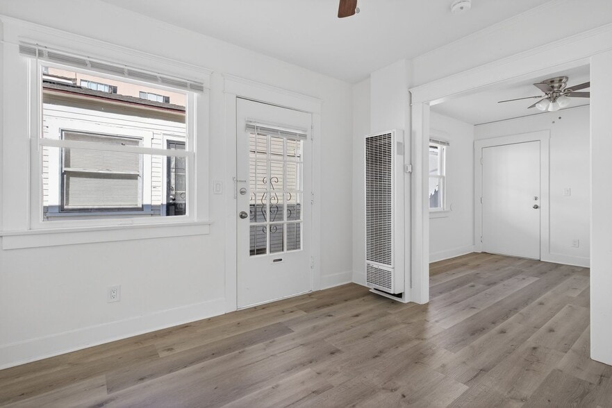 Building Photo - 525 Chestnut Ave