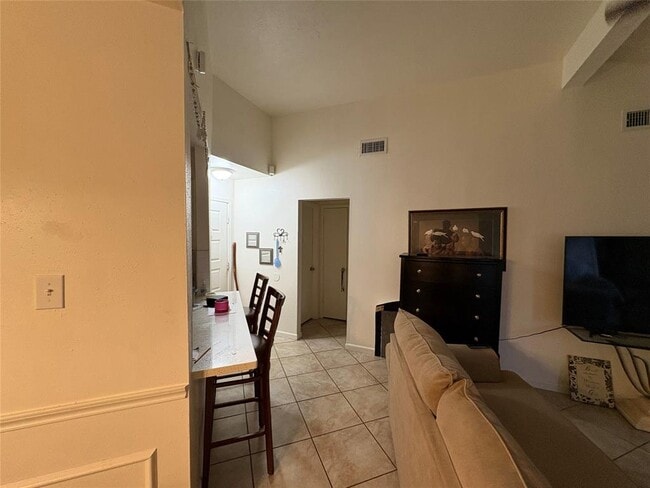 Building Photo - 18611 Bridoon Dr