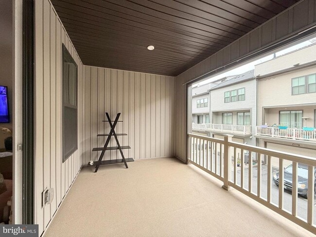 Building Photo - 22269 Sims Terrace