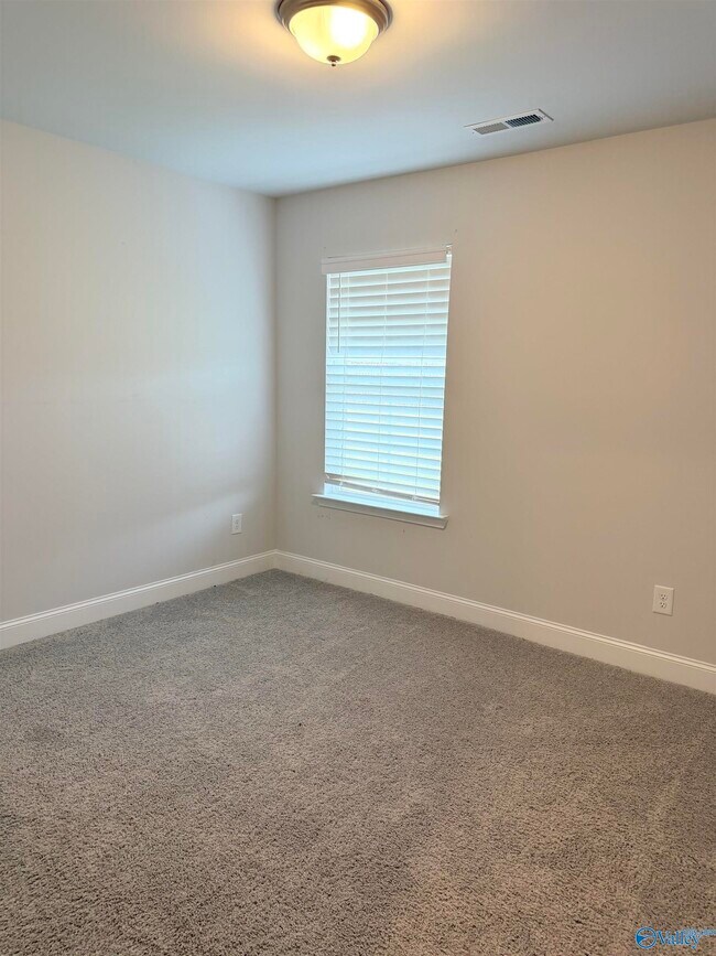 Building Photo - 214 Alonzo Toney Dr