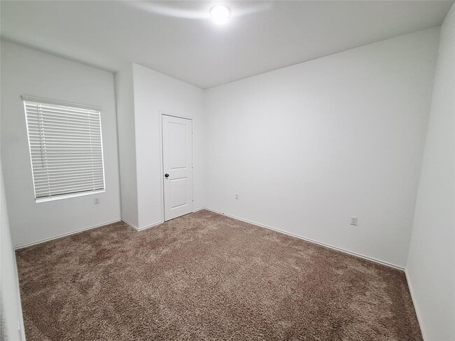 Building Photo - 14309 Sandrock Bnd