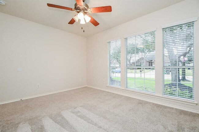 Building Photo - 21126 N Yellow Bud Ct